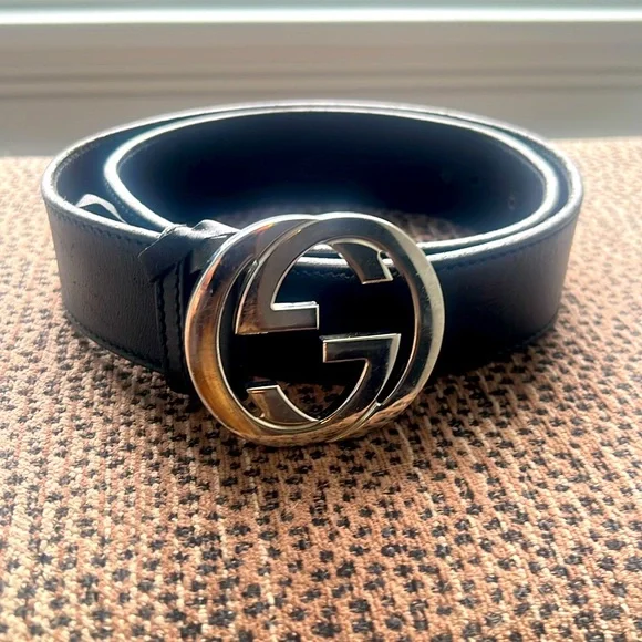 Gucci leather belt size small 🖤🤍 - Picture 1 of 6